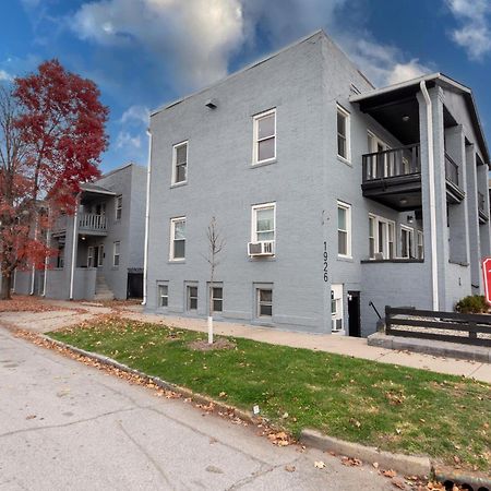 The Village Downtown West Indianapolis Extérieur photo