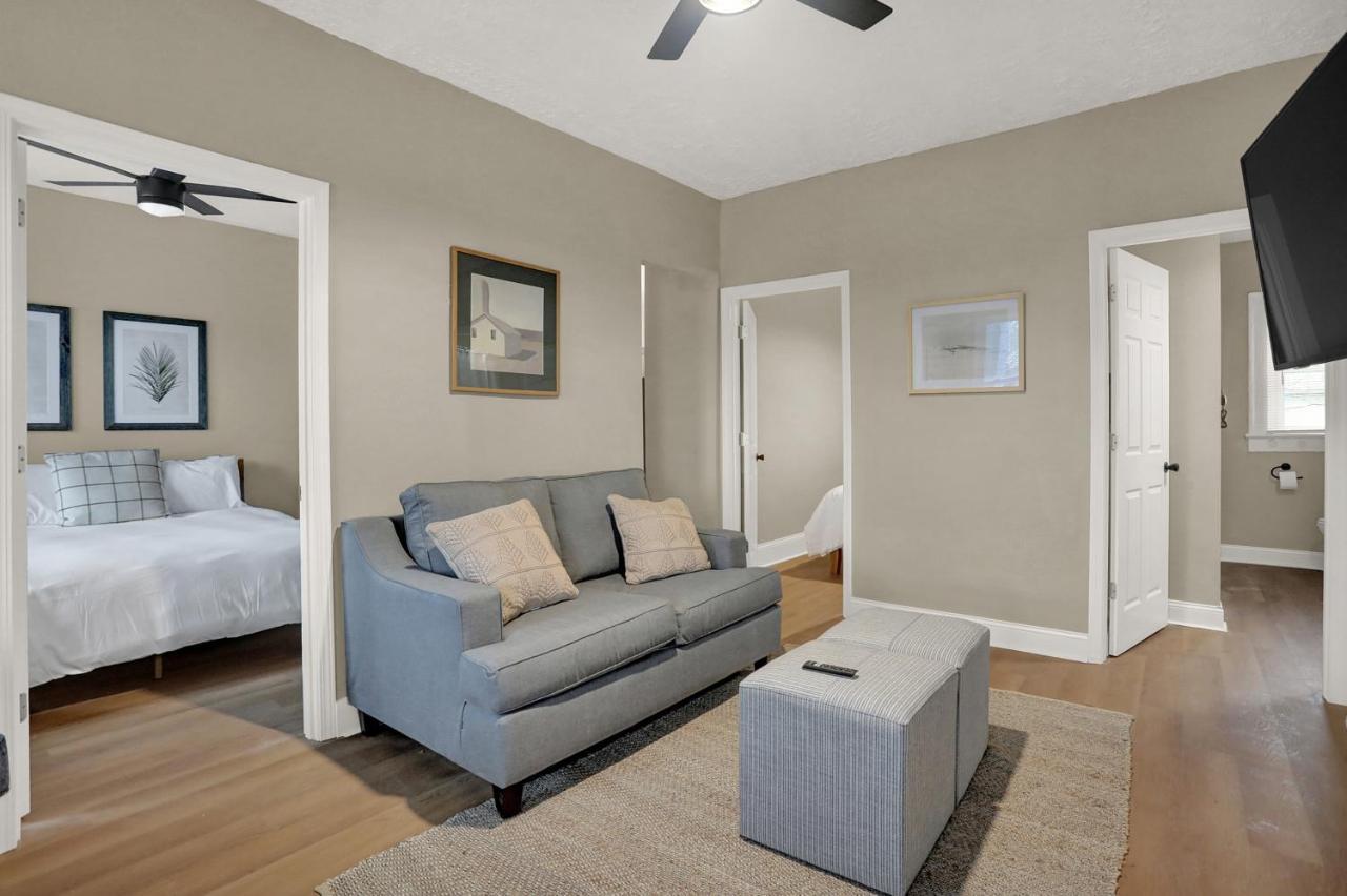 The Village Downtown West Indianapolis Extérieur photo