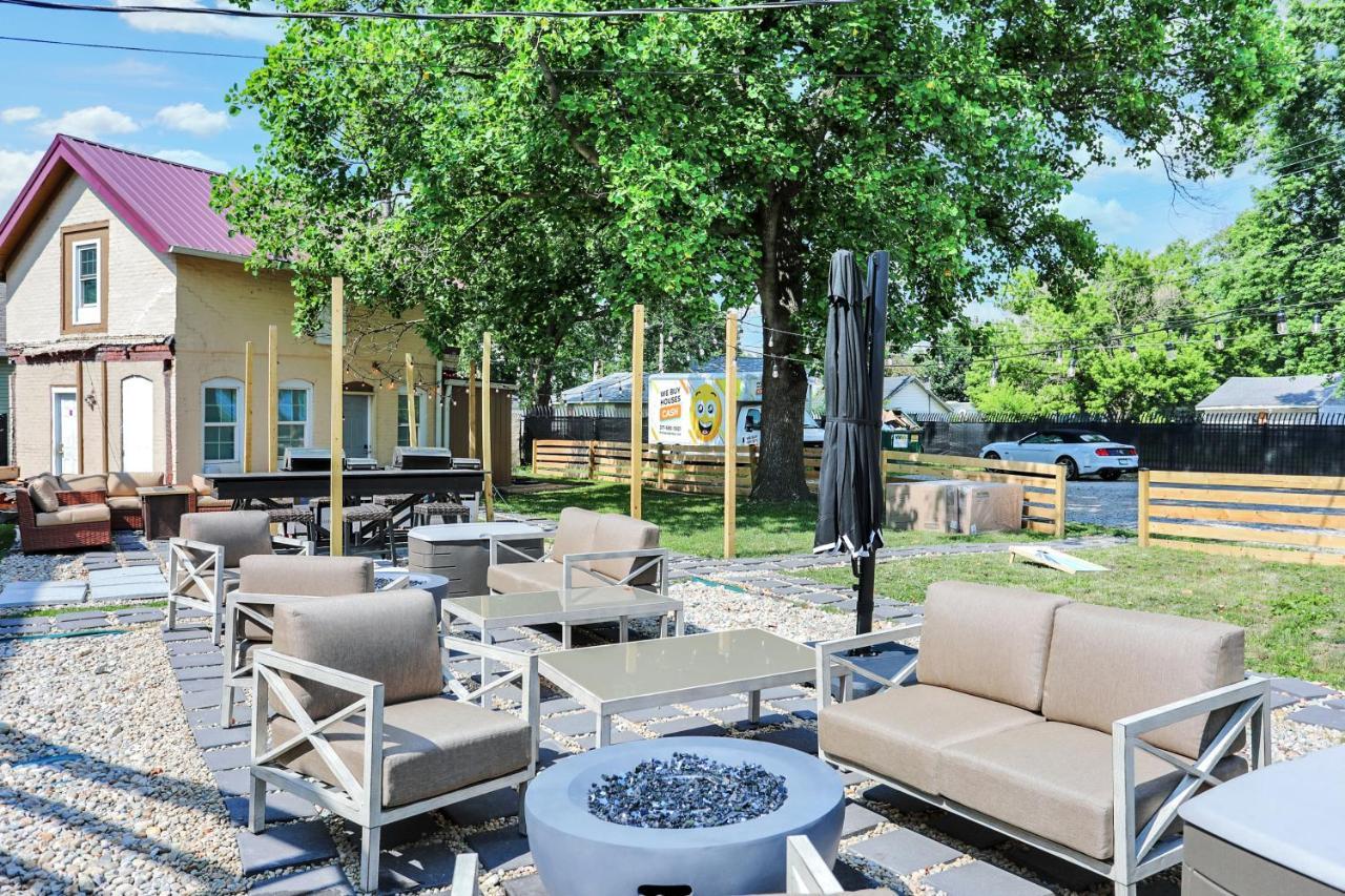The Village Downtown West Indianapolis Extérieur photo