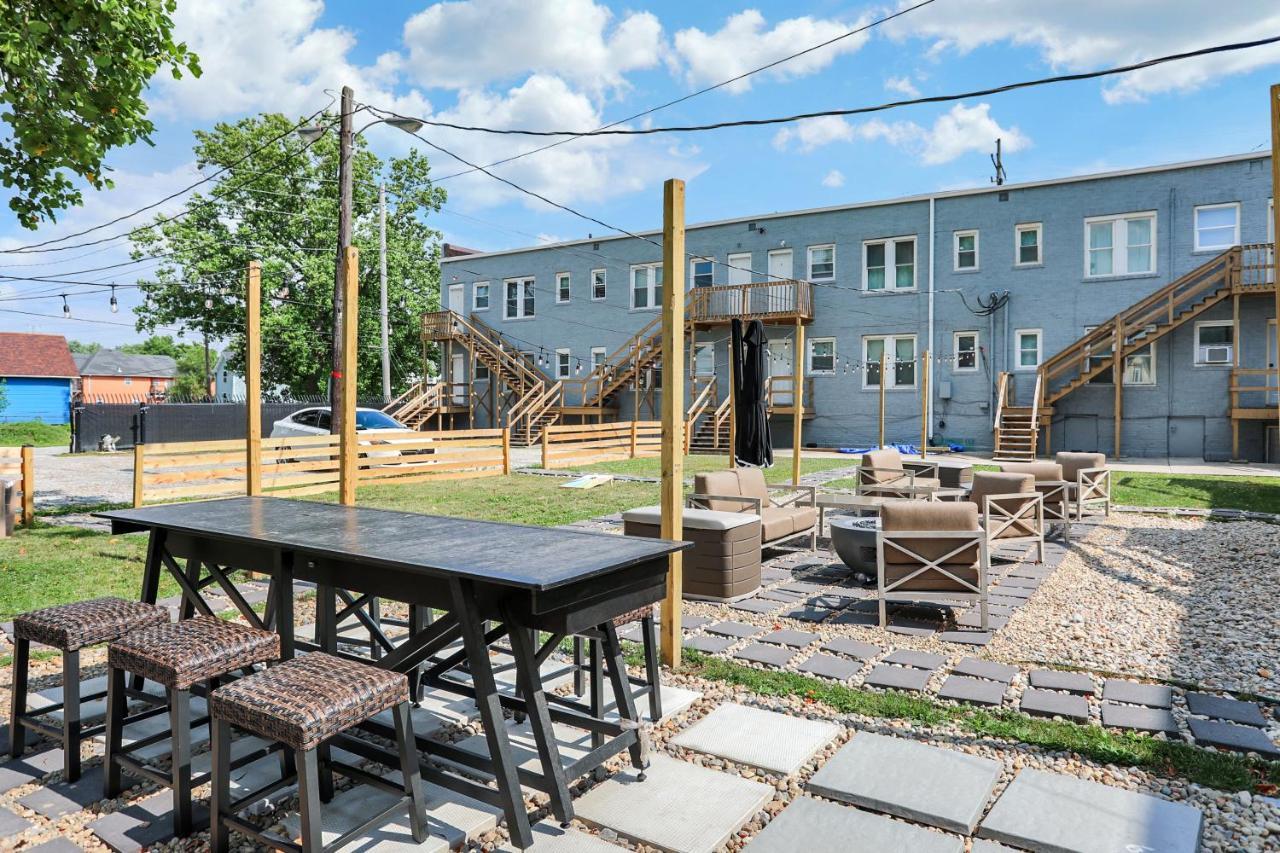 The Village Downtown West Indianapolis Extérieur photo