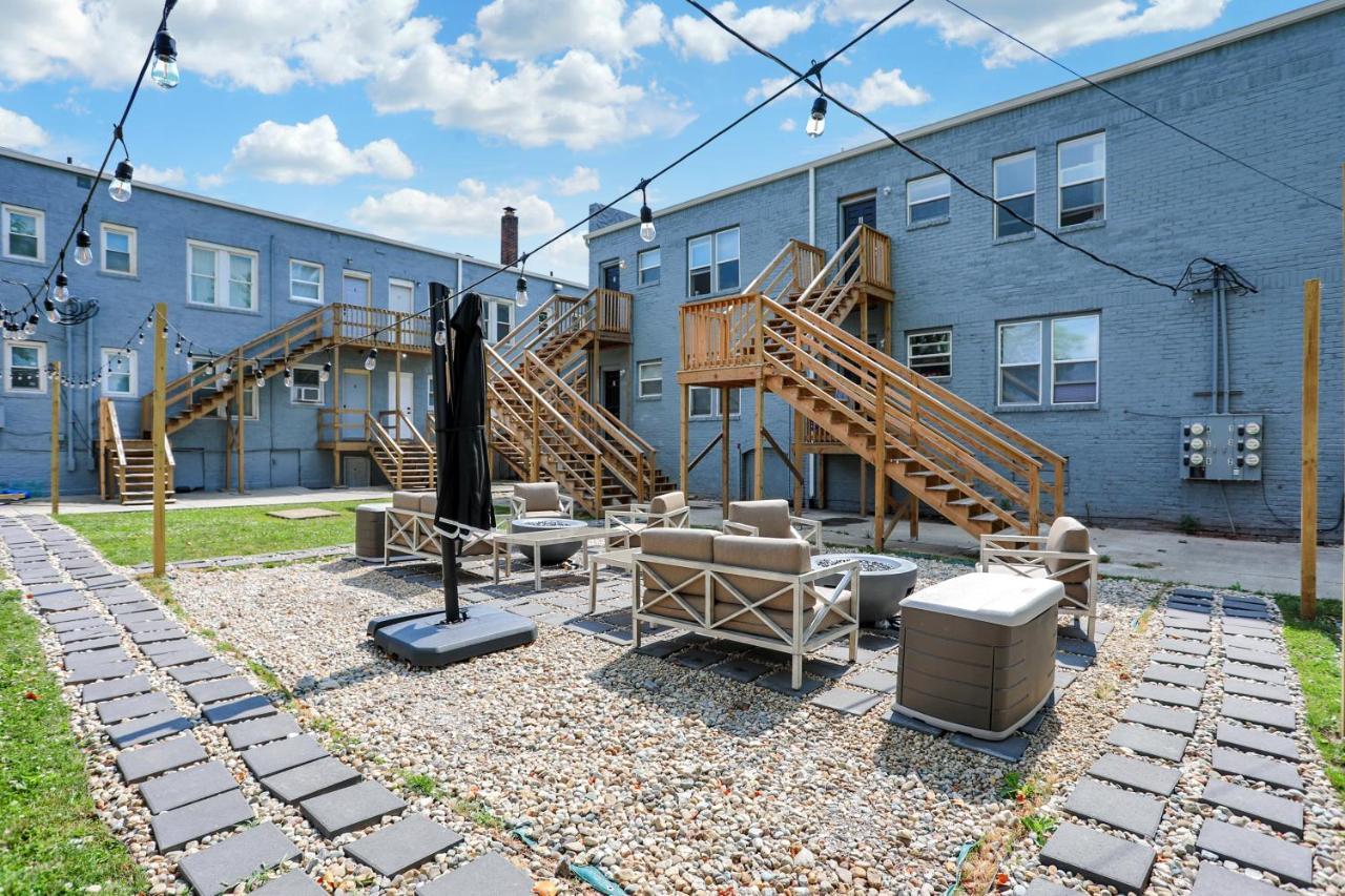 The Village Downtown West Indianapolis Extérieur photo