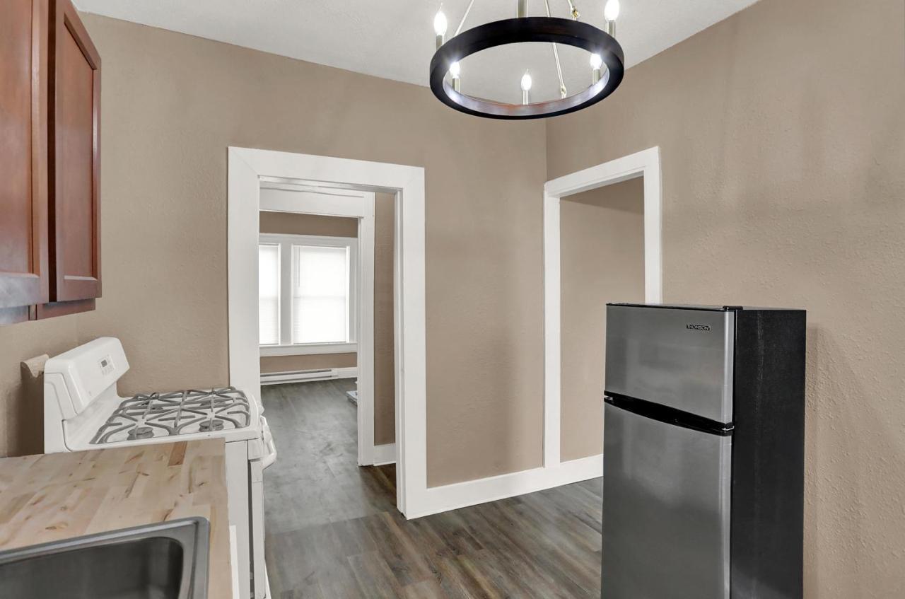 The Village Downtown West Indianapolis Extérieur photo