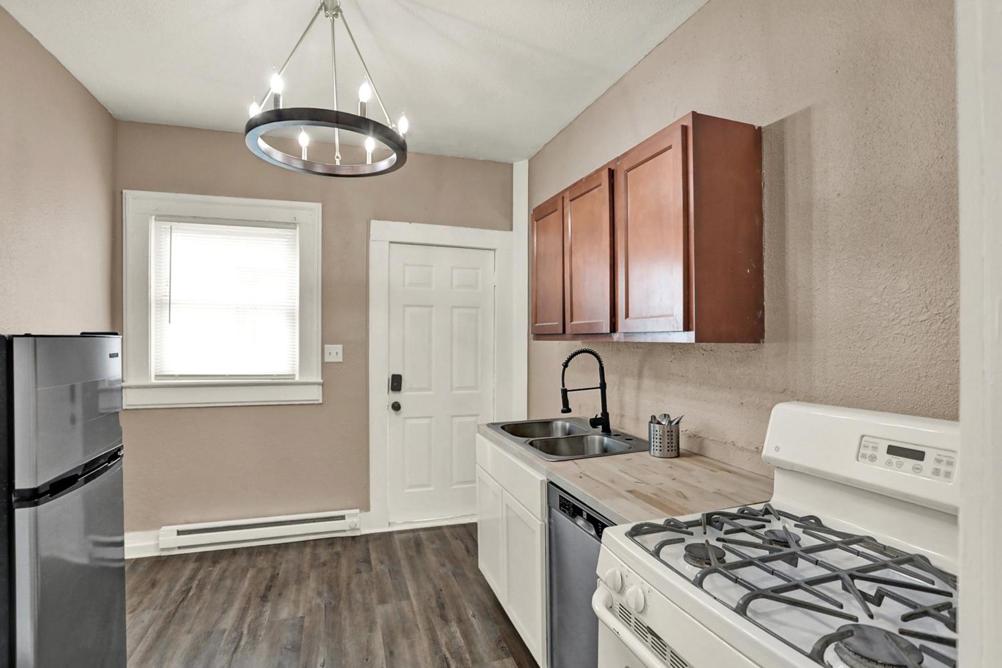 The Village Downtown West Indianapolis Extérieur photo